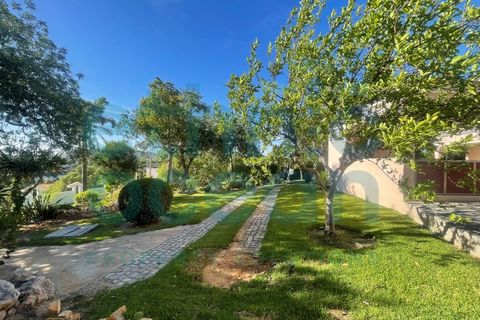 Villa a Almancil, Faro, Almancil - € 3.500/mes | Ref: VILA JELYLIZ - foto 4