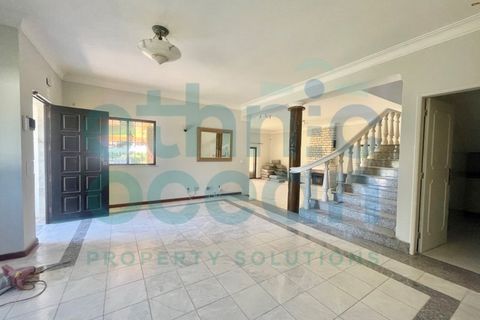 Villa a Almancil, Faro, Almancil - € 3.500/mes | Ref: VILA JELYLIZ - foto 19