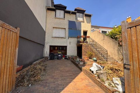 Byhus i Bagnolet, Seine-Saint-Denis, Bagnolet - € 583.000 | Ref: BAGNOLETDHUYS - foto 2