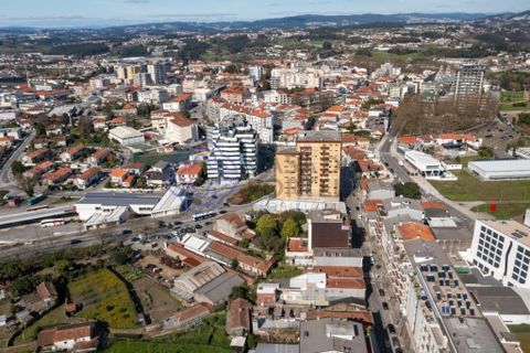 Helårsgrund i Santo Tirso, Porto, Santo Tirso - € 172.525 | Ref: 1133441 - foto 4