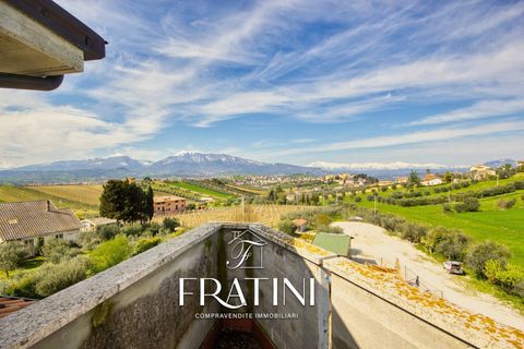 Erhvervsejendom i Ancarano, Teramo, Ancarano - € 999.000 | Ref: RD0090 - foto 32
