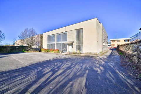 Erhvervsejendom i Vimercate, Monza and Brianza, Vimercate - € 8.500/måned | Ref: CAP.VIMERCATE-TS8500A - foto 1