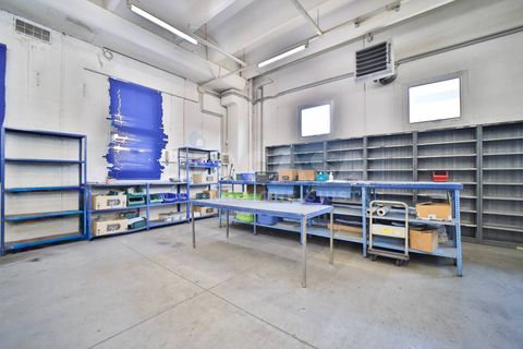 Erhvervsejendom i Vimercate, Monza and Brianza, Vimercate - € 8.500/måned | Ref: CAP.VIMERCATE-TS8500A - foto 39