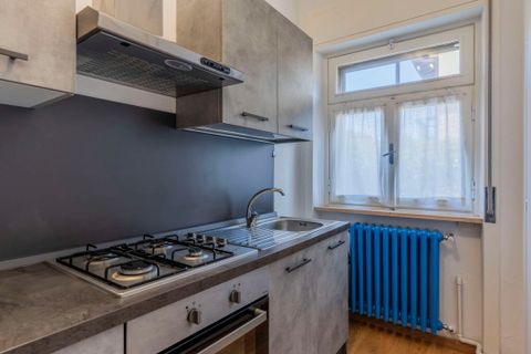 Villa in Angera, Varese, Angera - € 390.000 | Ref: W-0498JH-1373177 - foto 10