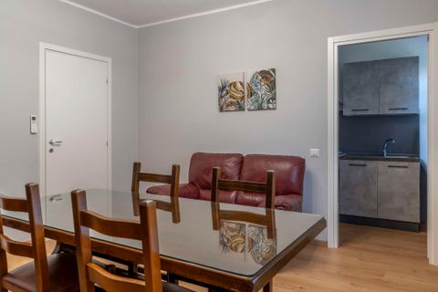 Villa in Angera, Varese, Angera - € 390.000 | Ref: W-0498JH-1373177 - foto 11