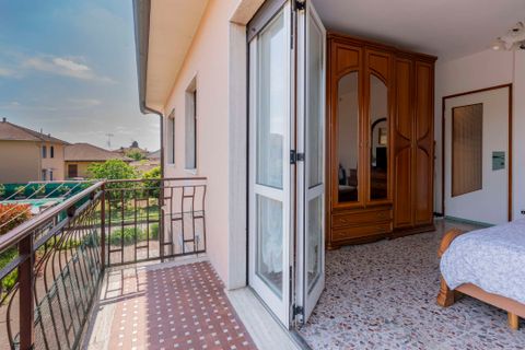 Villa in Angera, Varese, Angera - € 390.000 | Ref: W-0498JH-1373177 - foto 20