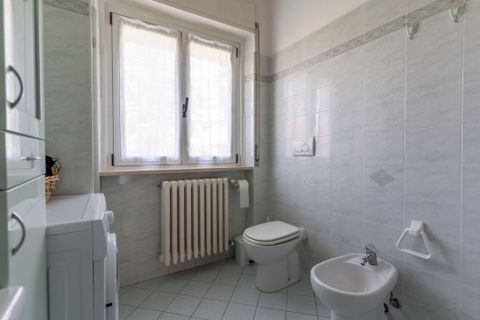 Villa in Angera, Varese, Angera - € 390.000 | Ref: W-0498JH-1373177 - foto 21