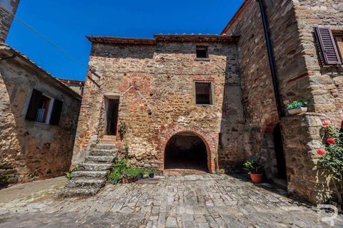 Villa en Bucine, Arezzo, Bucine - € 95.000 | Ref: R07233CURH-1373310 - photo 1