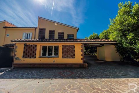 Villa i Vinci, Florence, Vinci - € 330 000 | Ref: R07249VIRH-1373510 - foto 3
