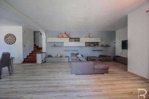 Villa a Montignoso, Massa and Carrara, Montignoso - € 780.000 | Ref: R07247CAVI-1373539 - foto 15