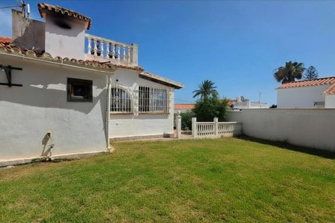 Villa i Fuengirola, Malaga, Fuengirola - € 399.995 | Ref: R5426041 - foto 1