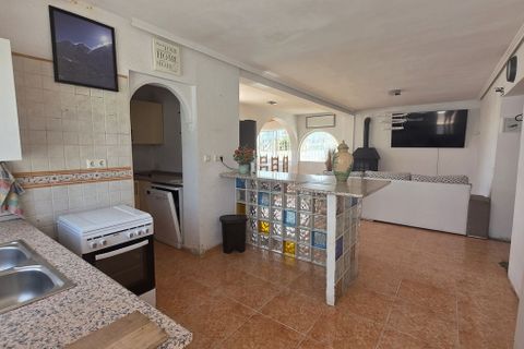 Villa i Fuengirola, Malaga, Fuengirola - € 399.995 | Ref: R5426041 - foto 4