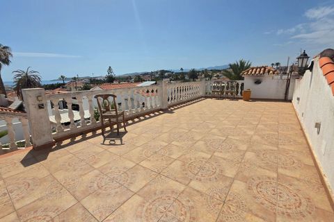 Villa i Fuengirola, Malaga, Fuengirola - € 399.995 | Ref: R5426041 - foto 26