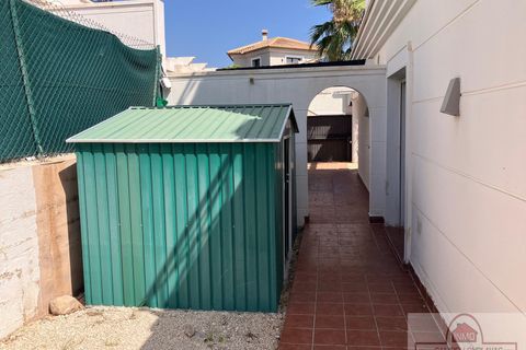 Villa i La Nucia, Alicante, La Nucia - € 285.000 | Ref: 1734-11-817640000 - foto 14