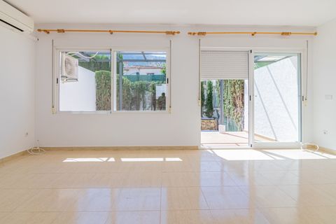 Bungalou a Albir, Alicante, Albir - € 1.600/mes | Ref: 381 - foto 2