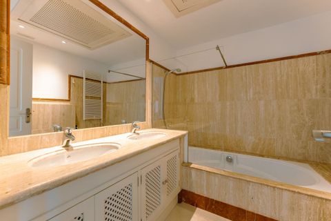 Byhus i El Paraiso, Malaga, El Paraiso - € 895.000 | Ref: R5425225 - foto 28