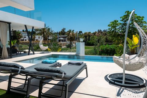 Villa i Atalaya Isdabe, Malaga - foto 1