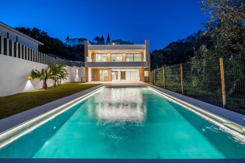 Villa a La Capellania, Malaga, La Capellania - € 2.150.000 | Ref: R4125199 - foto 2