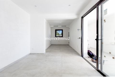 Villa i El Chaparral, Malaga, El Chaparral - € 1 450 000 | Ref: R3348271 - foto 25