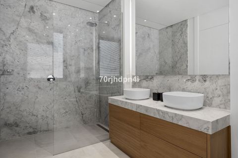 Haus in Marbella, Malaga, Marbella - € 3.150.000 | Ref: R5287207 - Foto 24