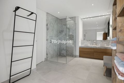 Haus in Marbella, Malaga, Marbella - € 3.150.000 | Ref: R5287207 - Foto 31