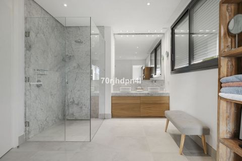 Haus in Marbella, Malaga, Marbella - € 3.150.000 | Ref: R5287207 - Foto 43