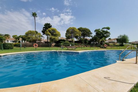Villa i Calahonda, Malaga, Calahonda - € 1.200.000 | Ref: R5300845 - foto 19