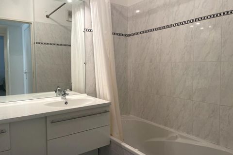 Lejlighed i Saint-Raphael, Var, Saint-Raphael - € 355.000 | Ref: 447635CHGA - foto 8