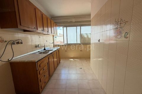 Lejlighed i Amadora, Lisbon, Amadora - € 219.000 | Ref: 270260069 - foto 2