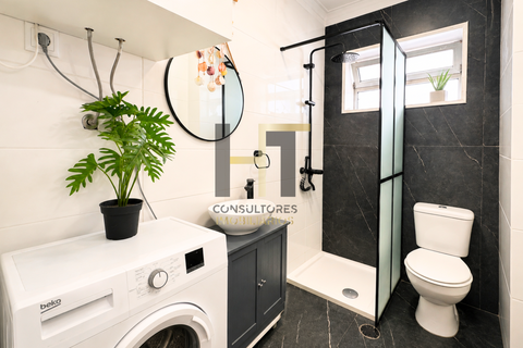 Lejlighed i Maia, Porto, Maia - € 269.000 | Ref: SR0061 - foto 16