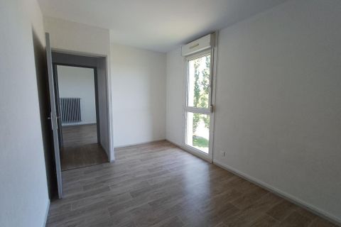 Wohnung in Lure, Haute-Saone, Lure - € 622/Monat | Ref: 1sal32--asc - Foto 2
