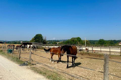 L'establiment comercial a Devecey, Doubs, Devecey - € 225.000 | Ref: 709-BES - foto 4