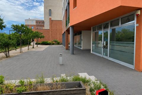Erhvervsejendom i Thiene, Vicenza, Thiene - € 60.000 | Ref: A069 - foto 2