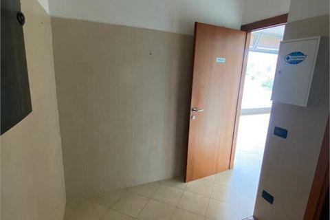 Erhvervsejendom i Thiene, Vicenza, Thiene - € 60.000 | Ref: A069 - foto 12