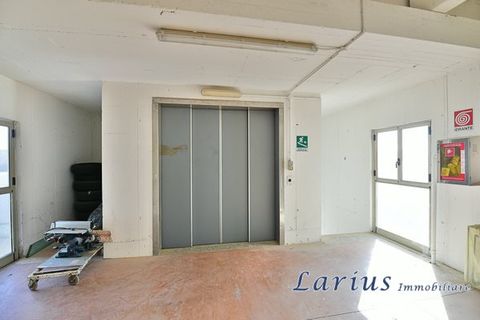 Erhvervsejendom i Mariano Comense, Como, Mariano Comense - € 1.150.000 | Ref: mariano capannone - foto 7