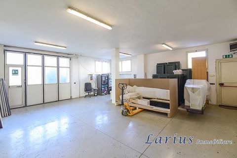 Erhvervsejendom i Mariano Comense, Como, Mariano Comense - € 1.150.000 | Ref: mariano capannone - foto 12
