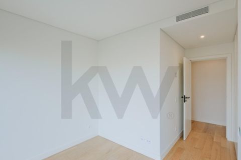 Apartament a Alges, Lisbon, Alges - € 3.250/mes | Ref: KWPT-033434 - foto 27