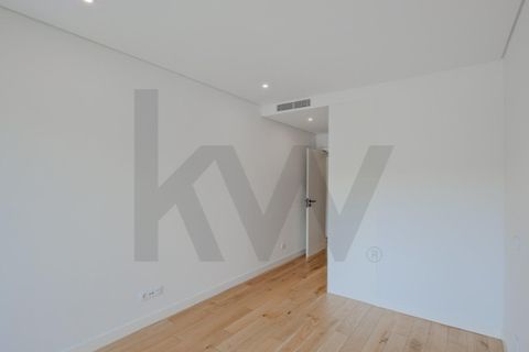 Apartament a Alges, Lisbon, Alges - € 2.500/mes | Ref: KWPT-033426 - foto 21