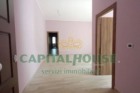 Apartament a Capua, Caserta, Capua - € 400/mes | Ref: 400PEL - foto 2