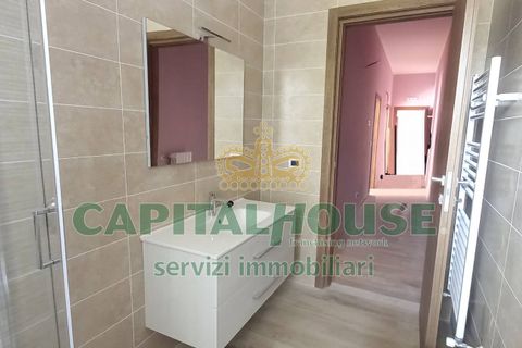 Apartament a Capua, Caserta, Capua - € 400/mes | Ref: 400PEL - foto 9