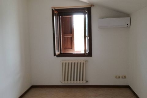 Villa a Ferrara, Ferrara, Ferrara - € 1.500/mes | Ref: DV161 - foto 19