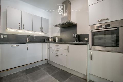 Leilighet i Marseille, Bouches-du-Rhone, Marseille - € 315 000 | Ref: D6GU-NRQ-ROG - foto 3