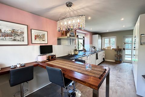 Villa en Quimper, Finistere, Quimper - € 896.750 | Ref: KT-5183 - photo 9
