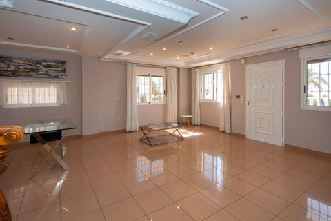 Villa i Torrevieja, Alicante, Torrevieja - € 549.000 | Ref: JLN96519T - foto 11