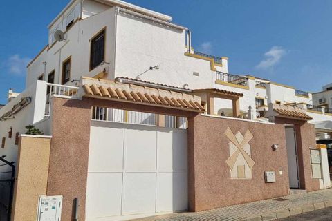 Duplex i Torrevieja, Alicante, Torrevieja - € 279.900 | Ref: 787261 - foto 1