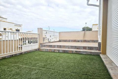 Duplex i Torrevieja, Alicante, Torrevieja - € 279.900 | Ref: 787261 - foto 3