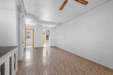 Villa i Orihuela Costa, Alicante, Orihuela Costa - € 189.000 | Ref: CBW-56361 - foto 4