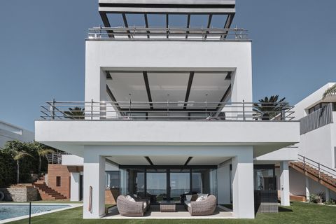 Villa en Manilva, Malaga, Manilva - € 2.995.000 | Ref: R5427034 - photo 2