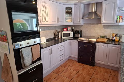 Villa a Villena, Alicante, Villena - € 299.950 | Ref: IZ-738 - foto 6