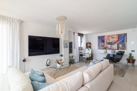 Penthouse i Estepona, Malaga, Estepona - € 1 499 000 | Ref: CRK214 - foto 10